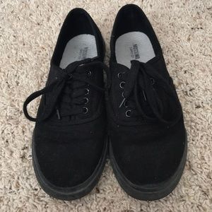 Mossimo Supply Co. Black shoes
